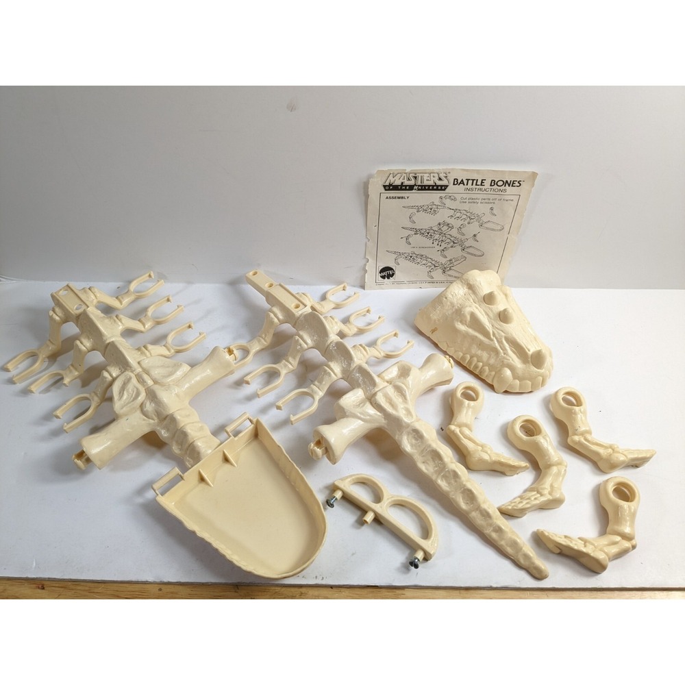 MOTU Vintage He-Man 1984 BATTLE BONES Action Figure Carrier Masters of universe - Picture 12 of 14